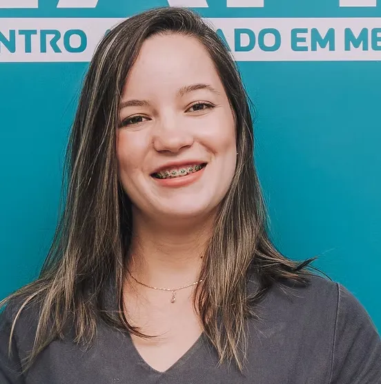 Dra. Michele Goes Trocar